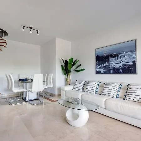 Apartment Stunning Duplex 5 Minutes From Puerto Banus *