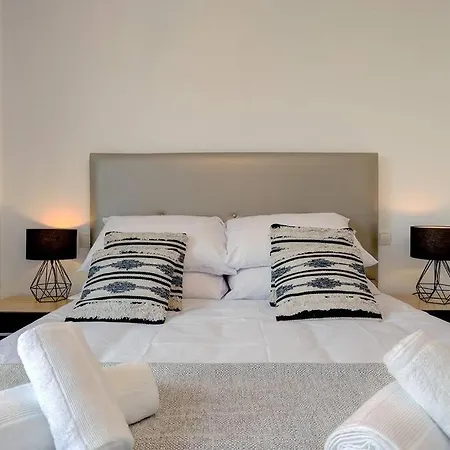 Stunning Duplex 5 Minutes From Puerto Banus Apartment Marbella