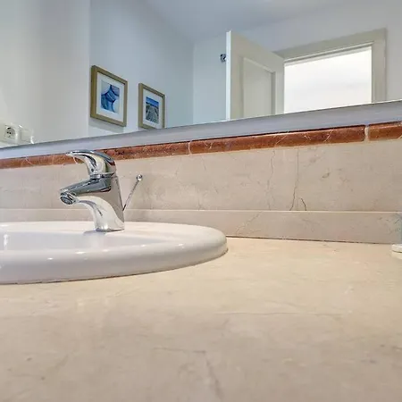 Apartment Stunning Duplex 5 Minutes From Puerto Banus Marbella